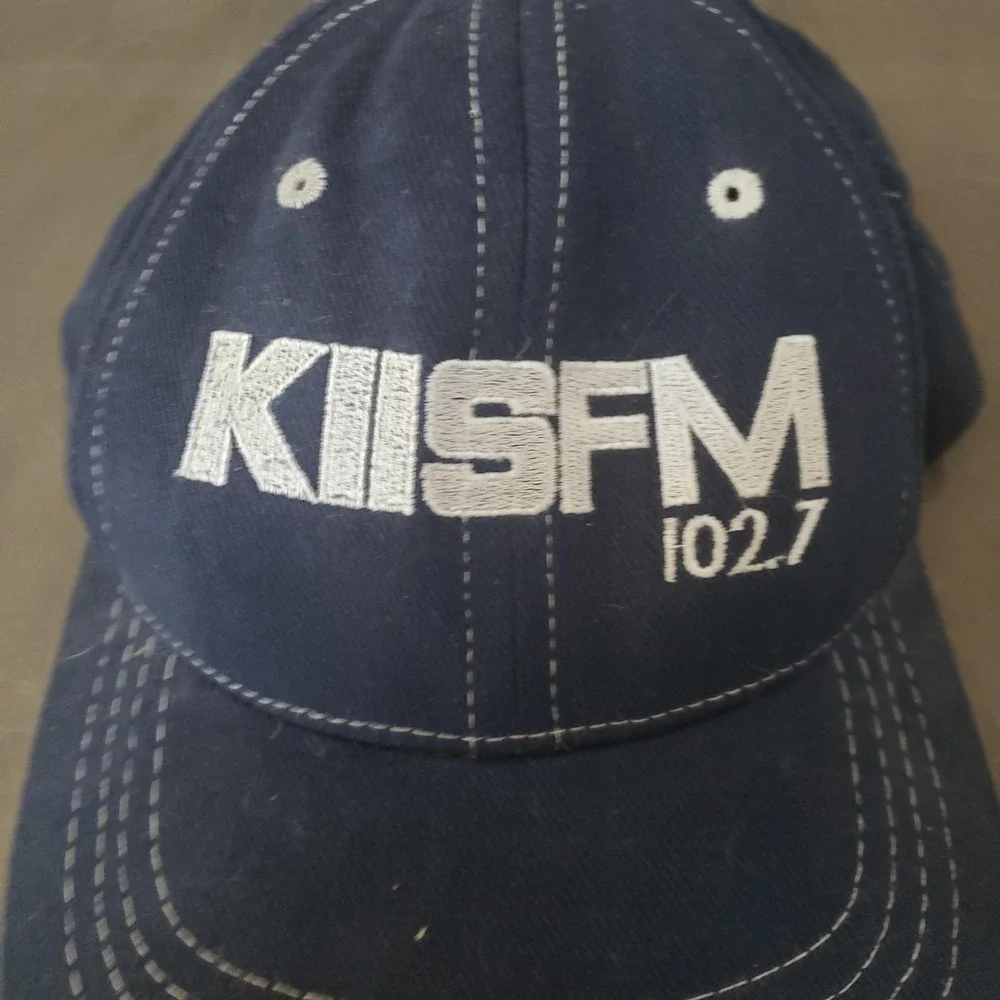 KIIS FM 102.7 Hat Cap Snap Back Navy Blue Radio Los‎ Angeles Mens Made USA